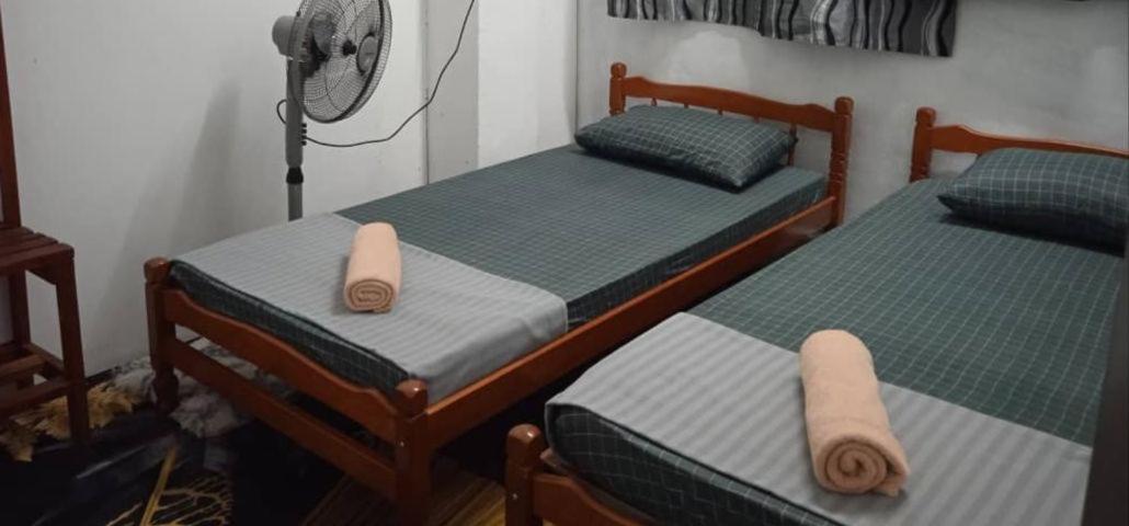La Wood Homestay Kampung Kuala Besut Bagian luar foto