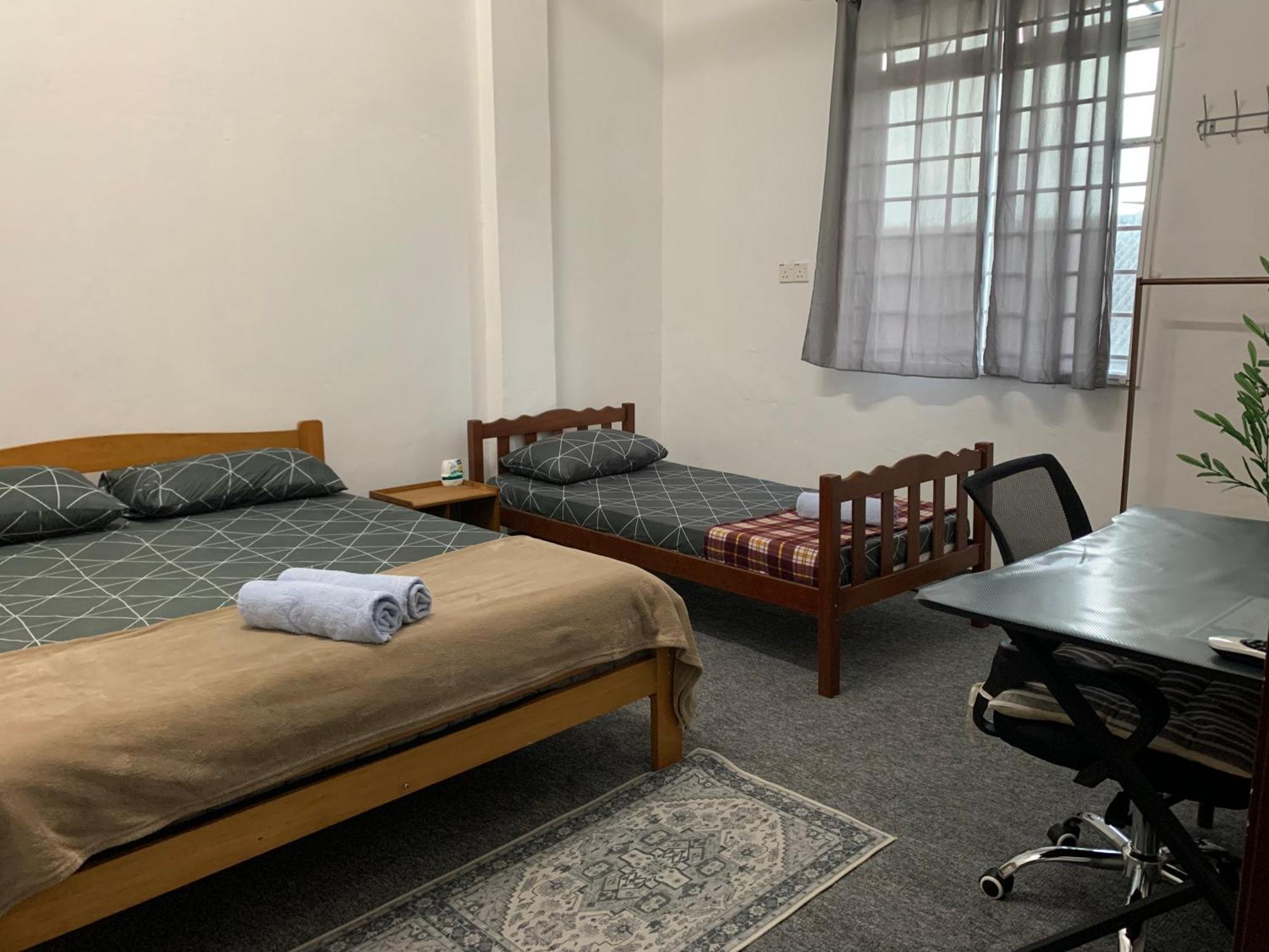 La Wood Homestay Kampung Kuala Besut Bagian luar foto